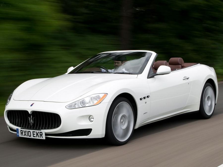  Maserati GranCabrio 2010 года  (UK) (фото 4 из 11)